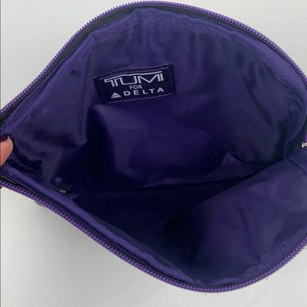 Tumi Black Zip Toiletry Bag Case with Purple Accents New NWOT
